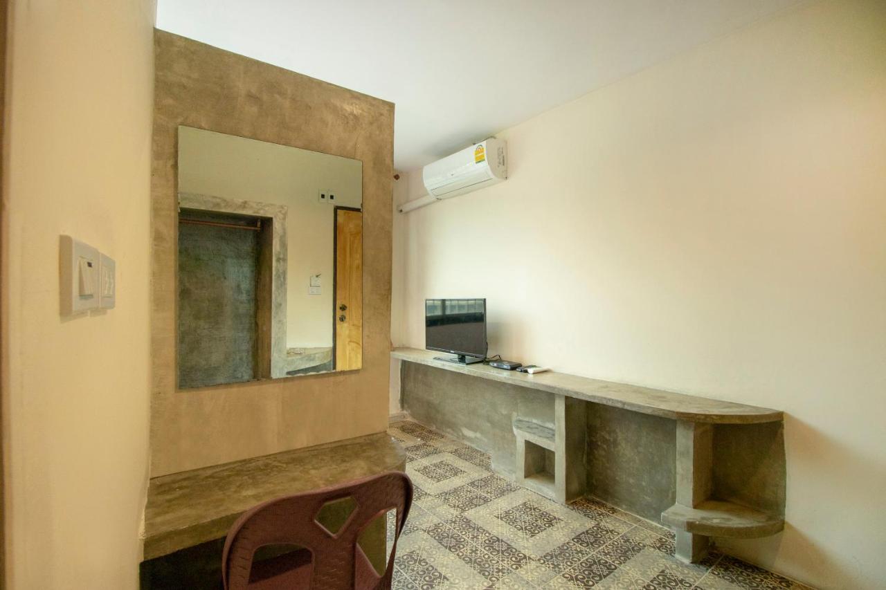 Oyo 671 Laluna River House Chanthaburi Ngoại thất bức ảnh